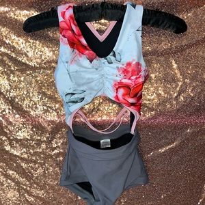 GENTLY USED - OH LA LA DANCEWEAR - PINK/GREY LEOTARD - SIZE: INTERMITTENT CHILD